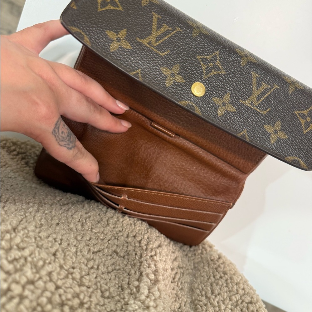 Louis Vuitton Brown Monogram Wallet - Picture 5 of 13